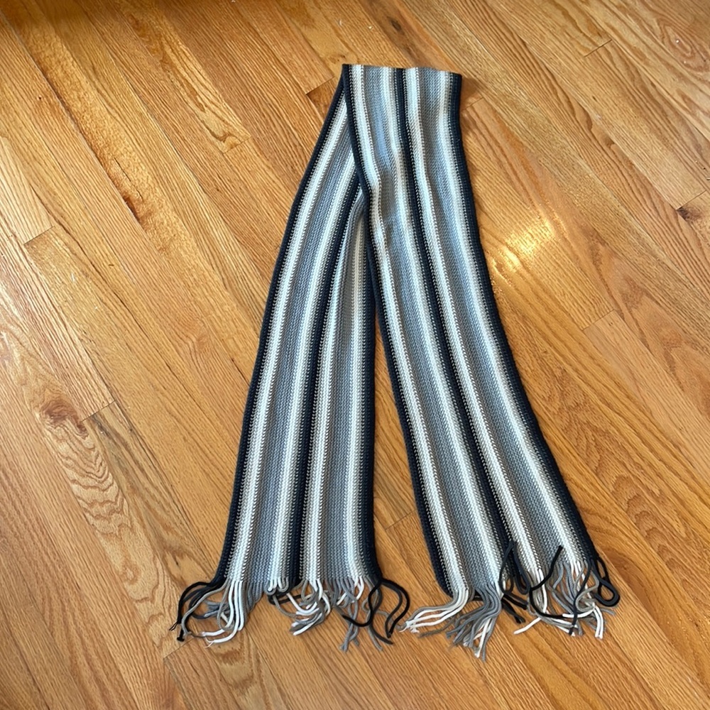 ✨3/$15✨ Multicolor knit scarf